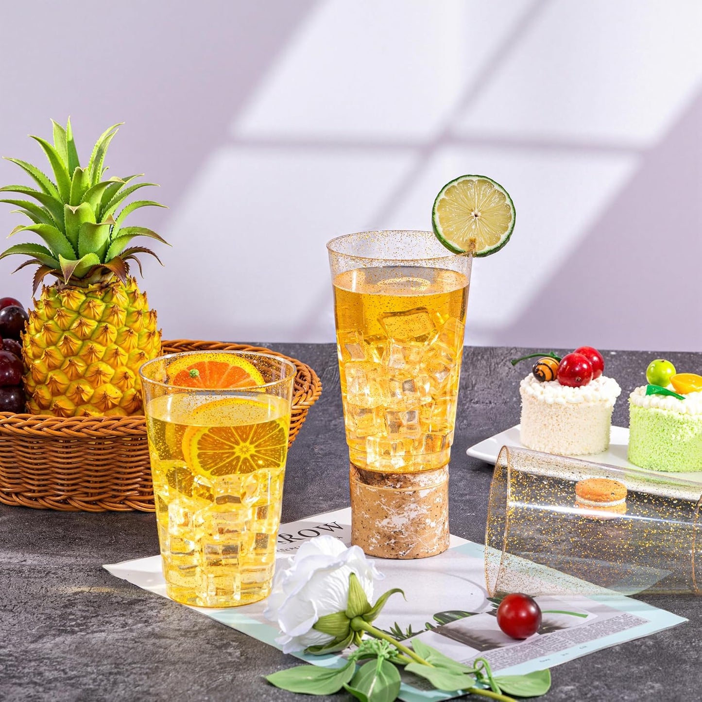 I00000 50 Pack 20 oz Gold Plastic Cups, Gold Glitter Cups Disposable Plastic Wine Glasses Cocktail Glasses Premium Cup, 20 Ounce Glitter Disposable Tumblers for Party & Wedding