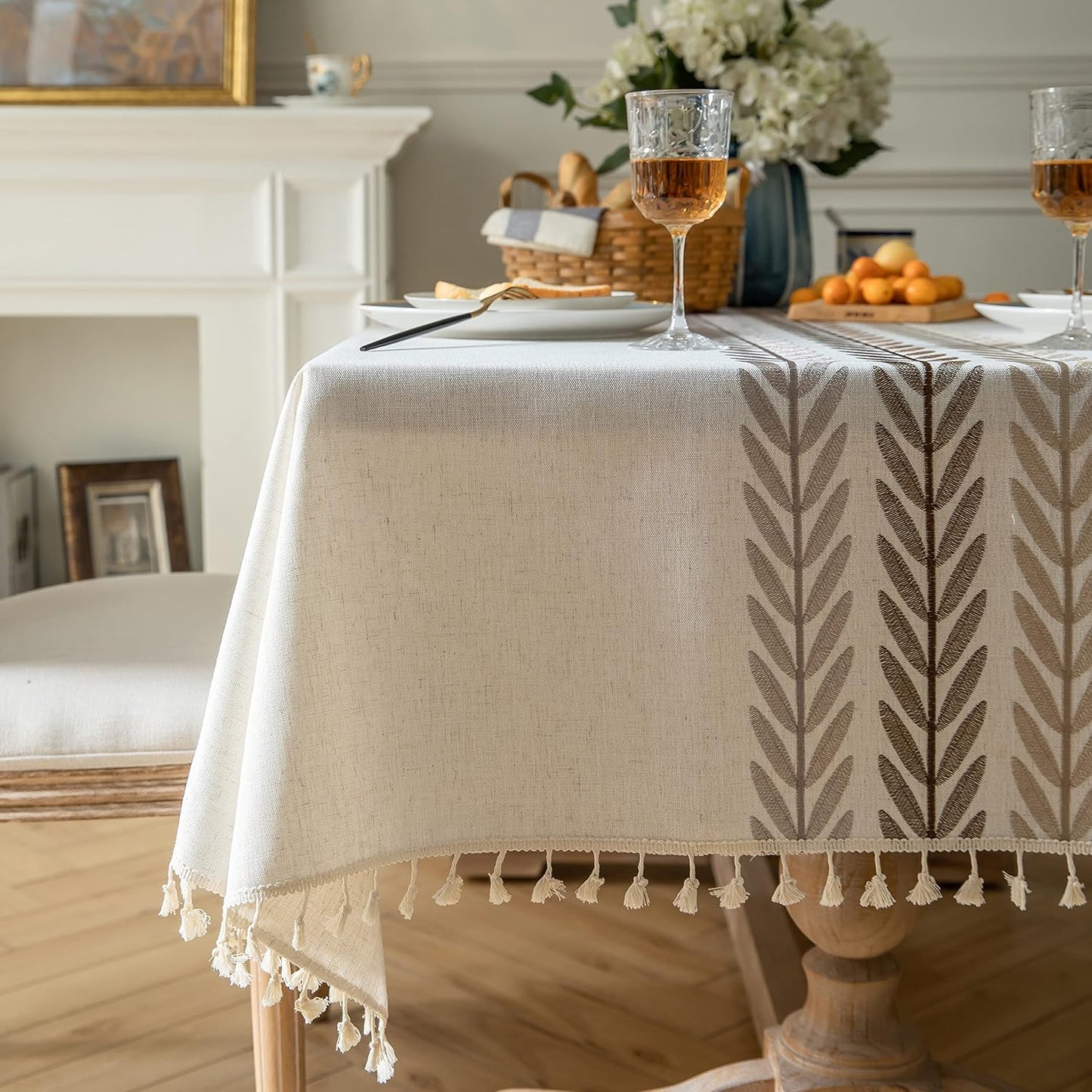 Oubonun Cotton Linen Rectangular Tablecloth - Wrinkle Resistant & Waterproof - Machine Washable Table Cloth with Tassels for Kitchen & Dining, 55''x86'', 6-8 Seats