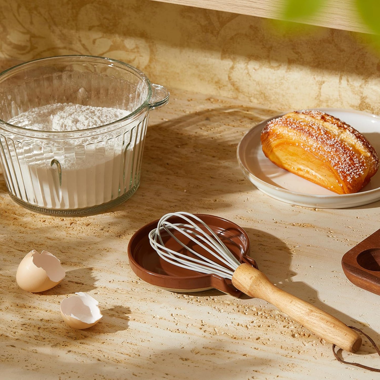 Oscar Ceramic Spoon Rest Minimalist Drip-Free – Heat-Resistant Utensil Holder for Stove, Countertop, or Coffee Bar – Glazed Stoneware Kitchen Spoon Tray – Dishwasher Safe – 5 Colors