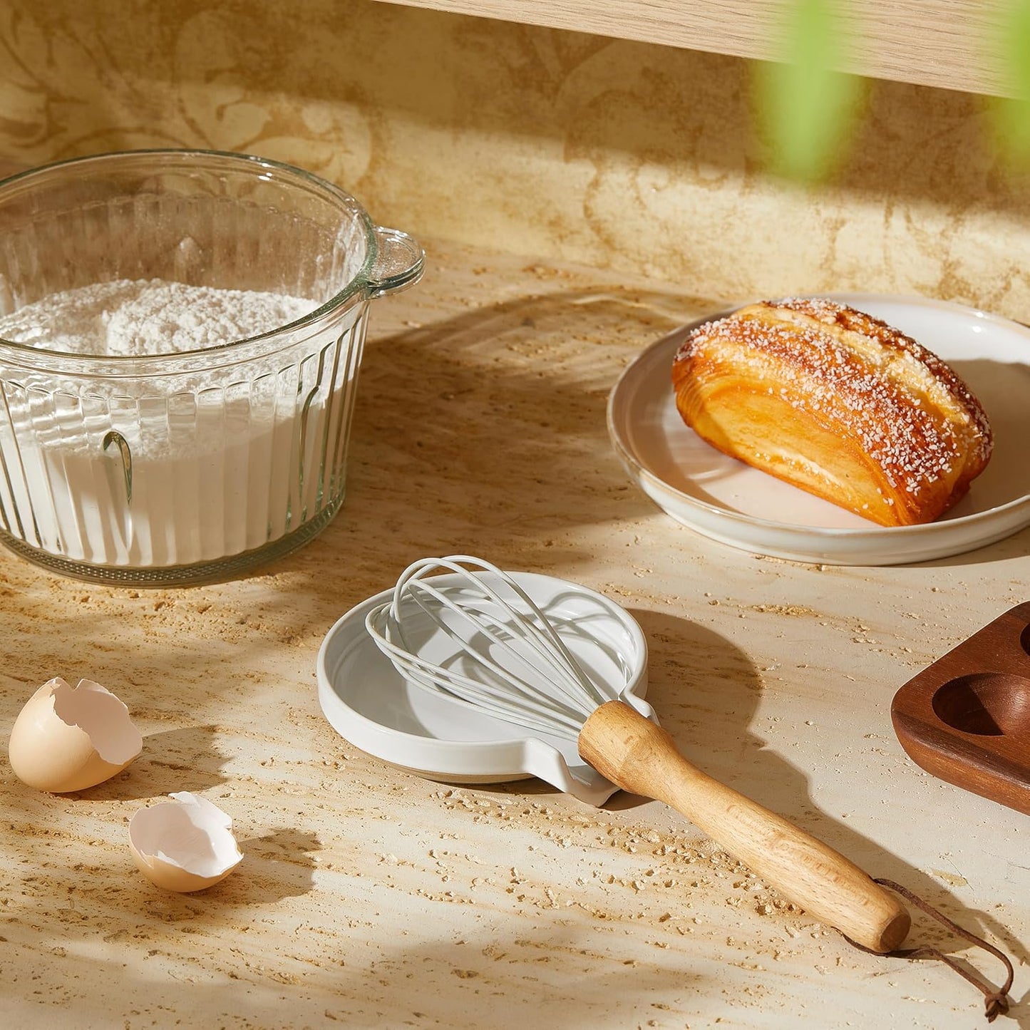 Oscar Ceramic Spoon Rest Minimalist Drip-Free – Heat-Resistant Utensil Holder for Stove, Countertop, or Coffee Bar – Glazed Stoneware Kitchen Spoon Tray – Dishwasher Safe – 5 Colors