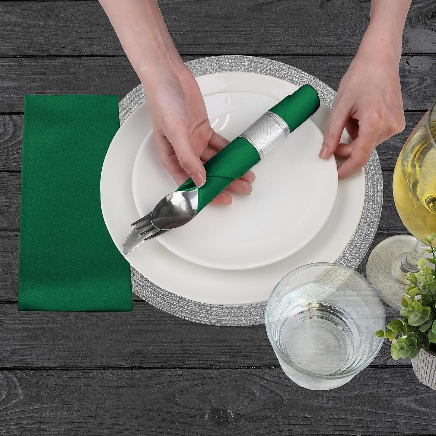 American Homestead Paper Napkins – Disposable Linen-Like Dinner Napkins for Weddings, Parties & Restaurants – 15.75" x 15.75" Green, 100 Count Bulk Pack