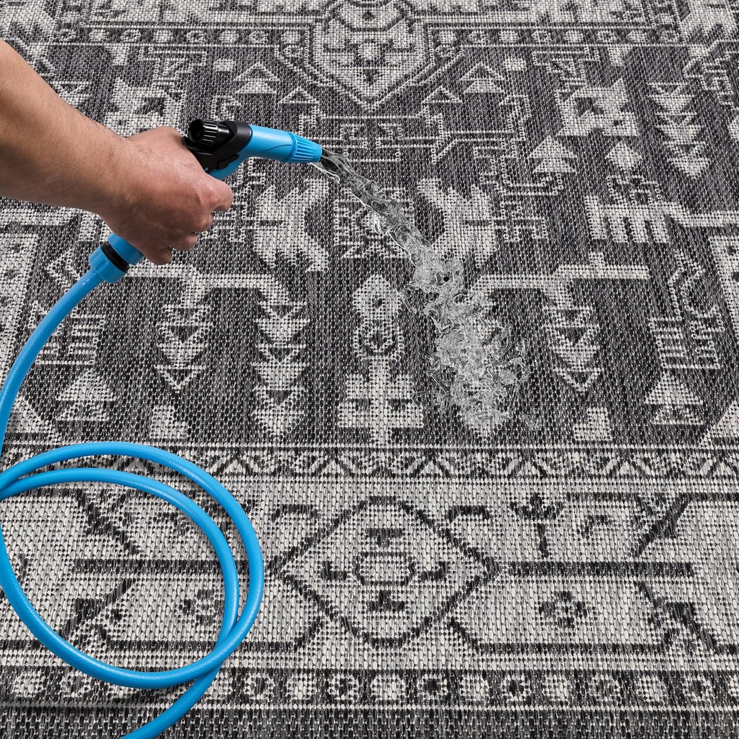 Keen Home Design Terrace Outdoor Runner Rug - 2x6 Washable Indoor/Outdoor Rug for Patio, Kitchen, Balcony, Beach, Garden, Deck and Porch, Size: 2'2"x5'7"