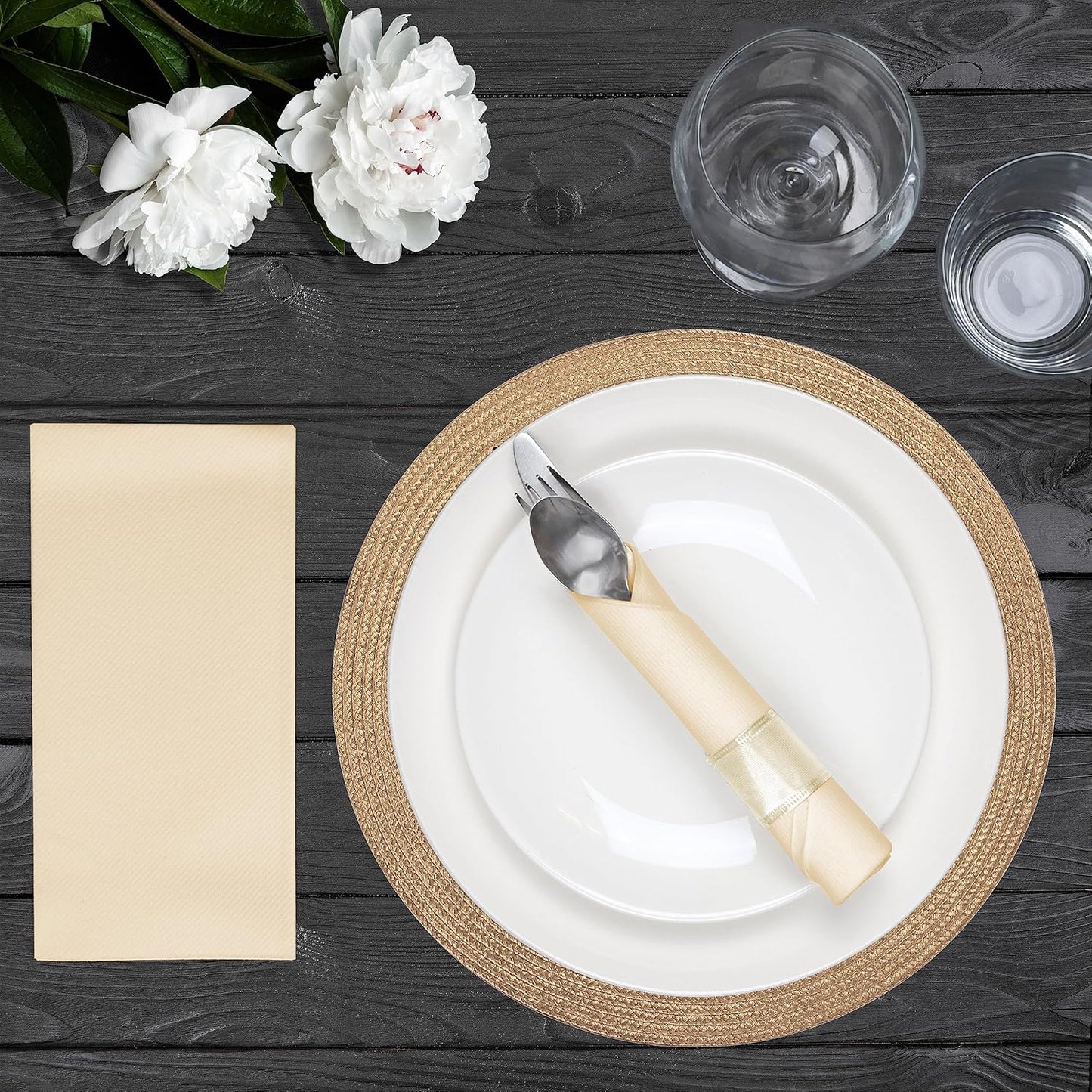 AMERICAN HOMESTEAD Paper Napkins - Ivory Disposable Linen-Like Dinner Napkins - Restaurant-Quality Table Serviettes for Weddings, Parties, and Events - 15.75" x 15.75" - 50 Count
