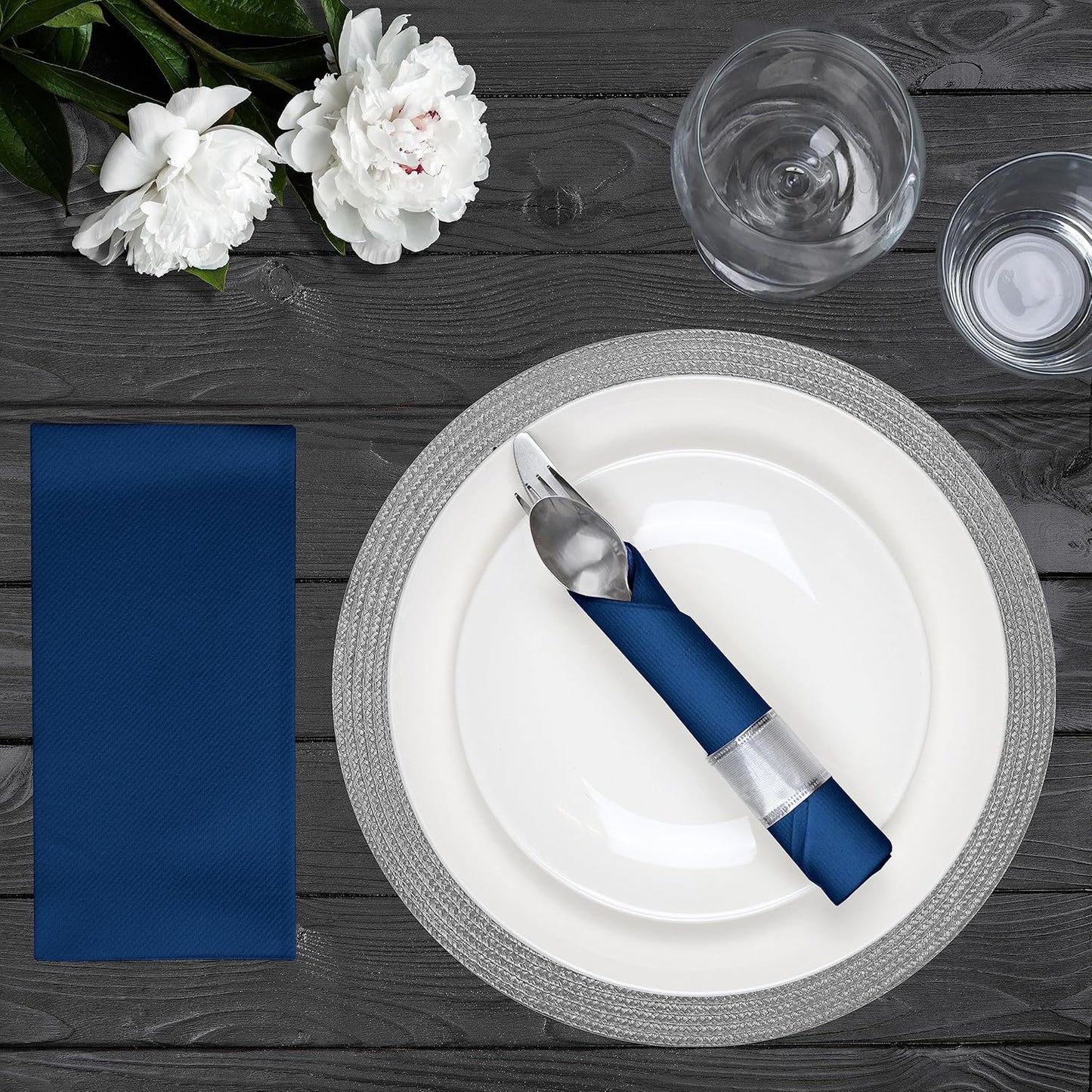 AMERICAN HOMESTEAD Paper Napkins - Navy Blue Disposable Linen-Like Dinner Napkins - Restaurant-Quality Table Serviettes for Weddings, Parties, and Events - 15.75" x 15.75" - 50 Count