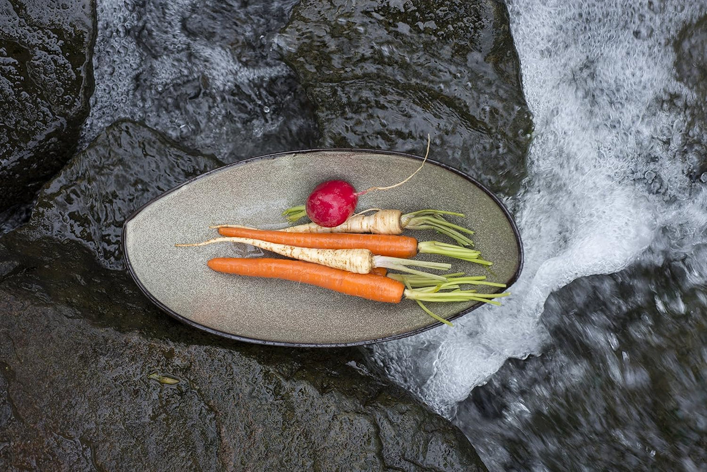 D&V 3 Piece Stōn Porcelain Dinnerware Oval Serving Bowl, 12.25" x 6.5", Mist