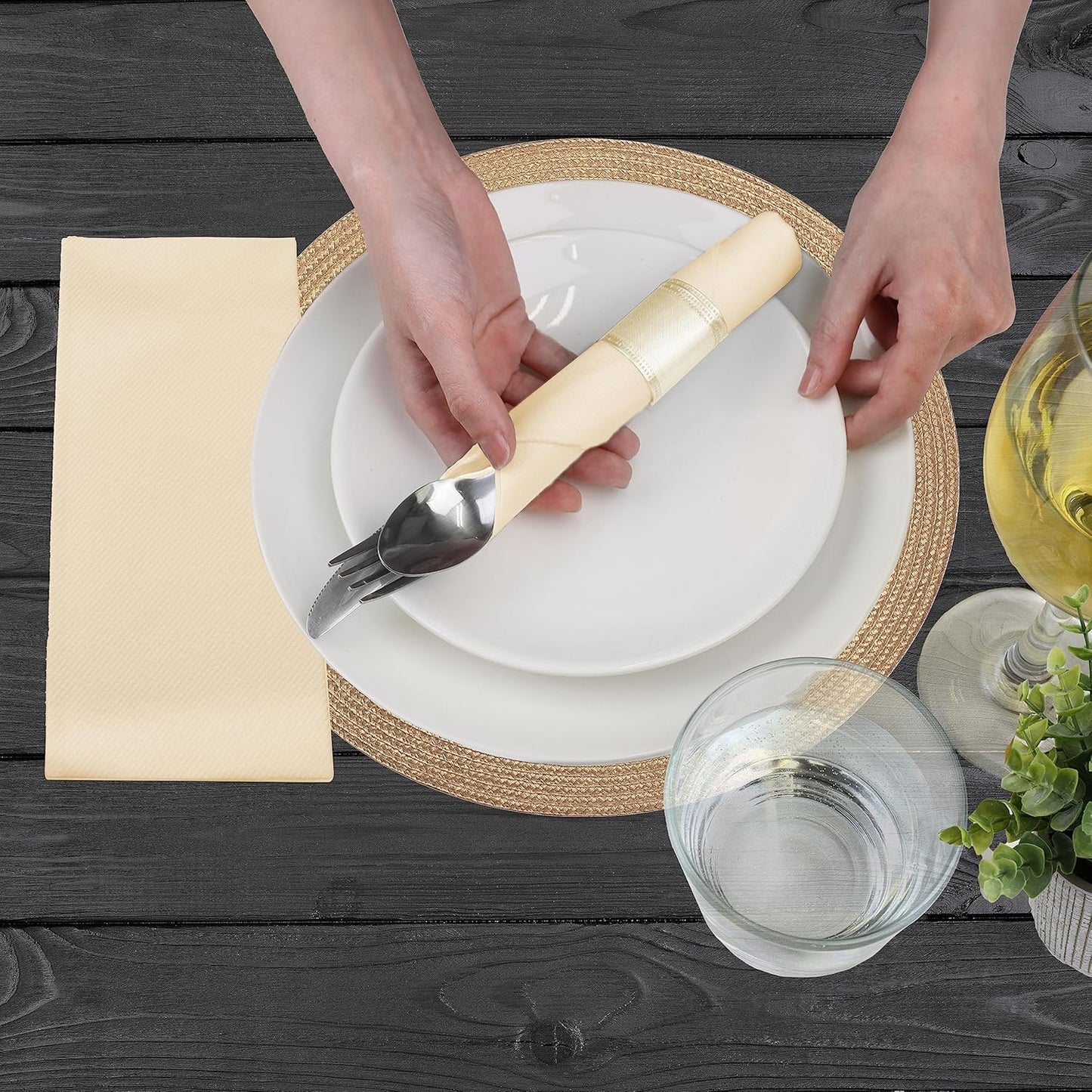 AMERICAN HOMESTEAD Paper Napkins - Ivory Disposable Linen-Like Dinner Napkins - Restaurant-Quality Table Serviettes for Weddings, Parties, and Events - 15.75" x 15.75" - 50 Count